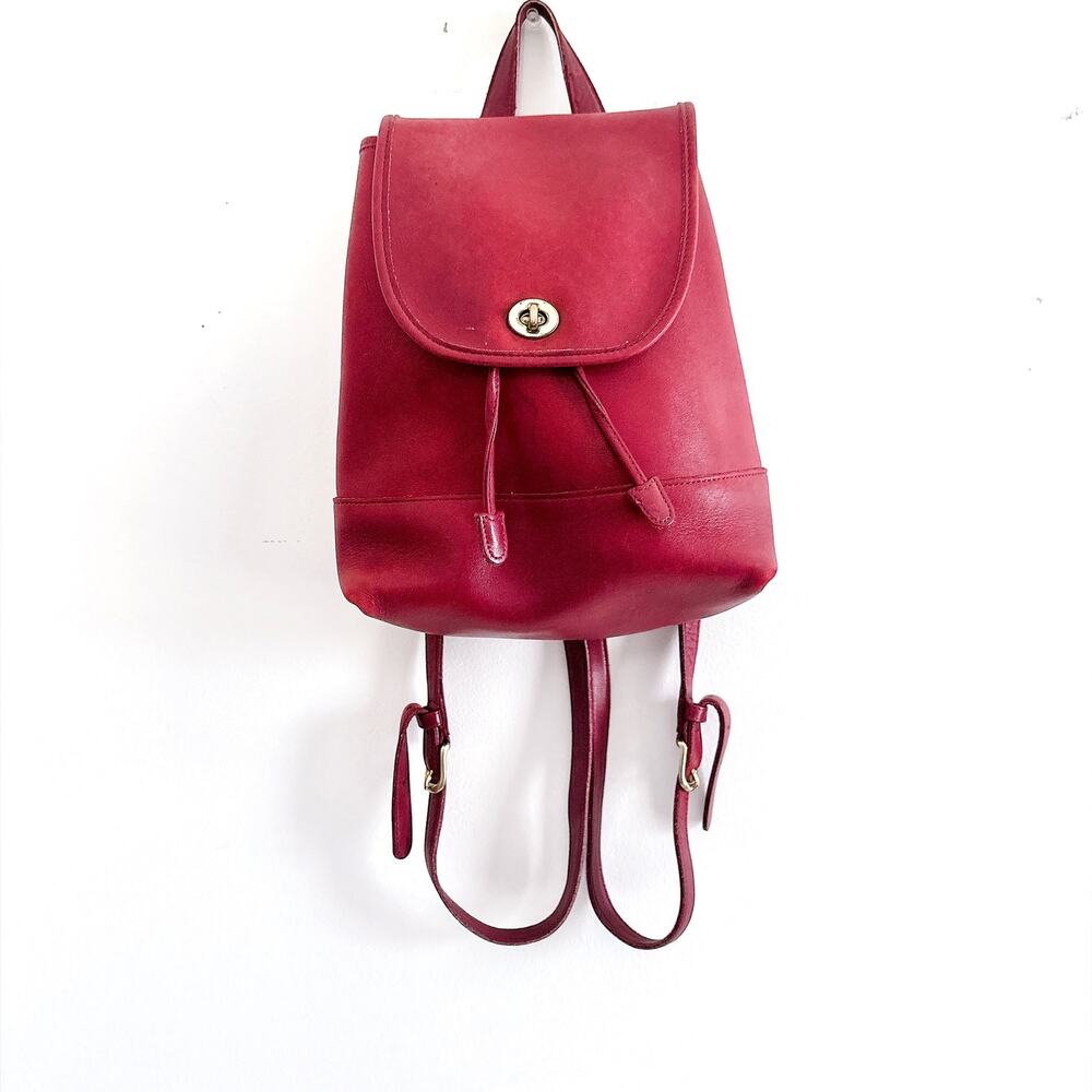 VINTAGE COACH LEATHER DAYPACK BACKPACK - RED